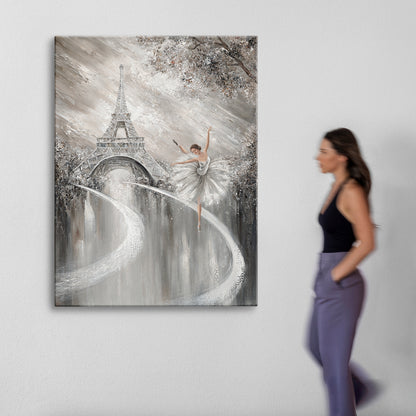 Tutu Twirl, Paris