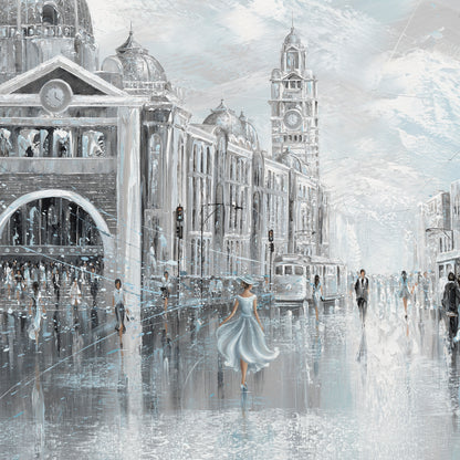 Blue Breeze, Flinders Station